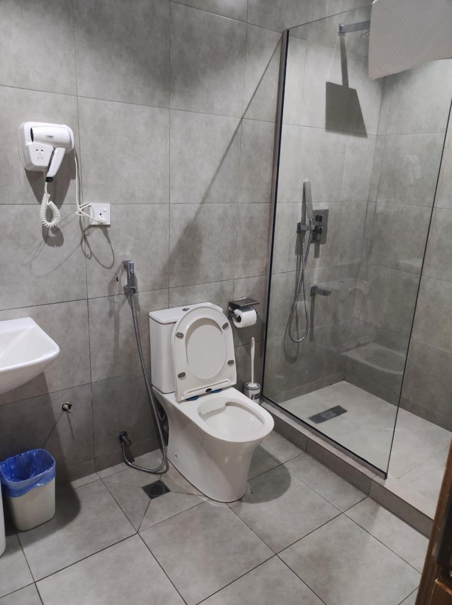 Swiss Pearl Continental Suite Wupa Exterior foto